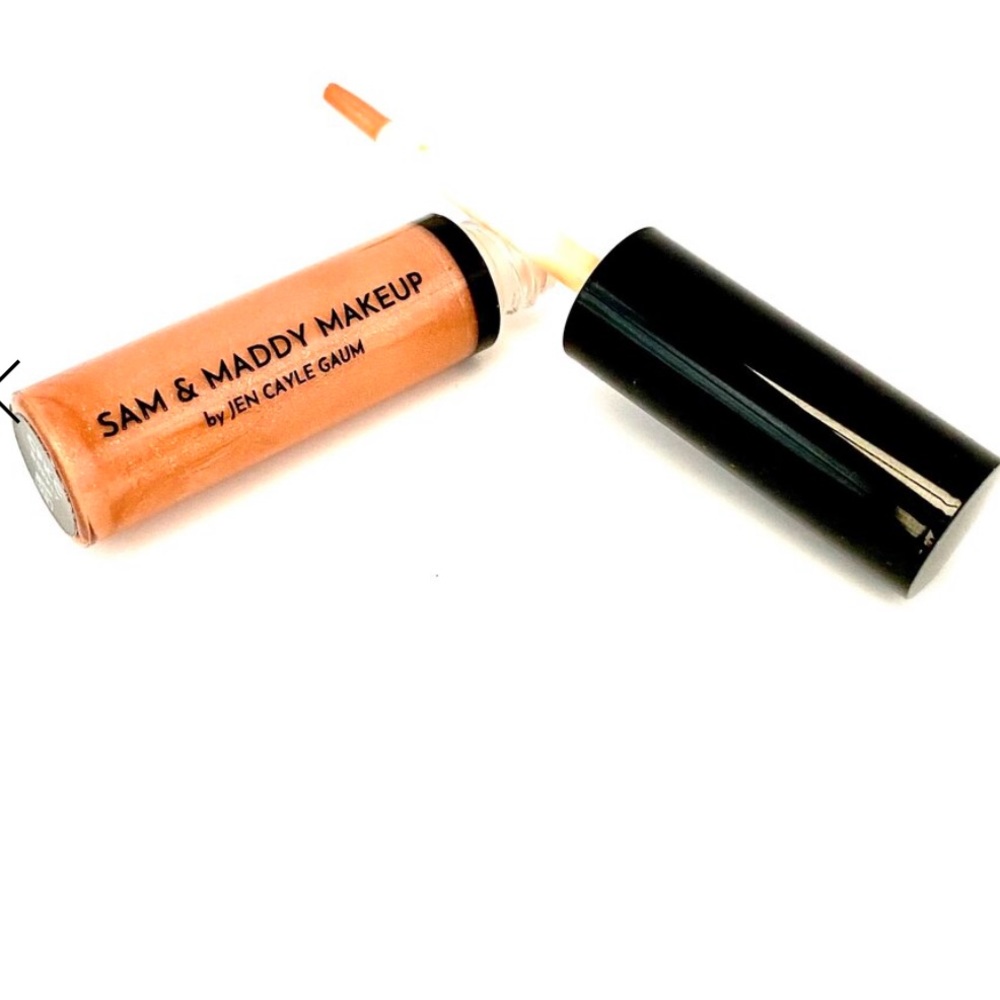 SAM & MADDY COOKIES FOR KIDS' CANCER -- CHARITY LIP GLOSS